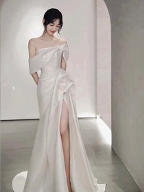 我成为飞飞子的女儿