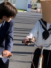 摆烂后影帝考公追着我