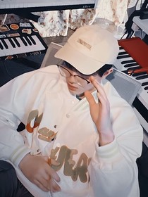 TF三代：年上老師慢點(diǎn)吻