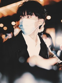 我的逆光少年