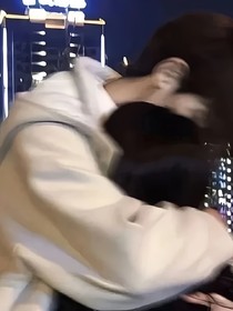 偷偷暗戀青梅竹馬