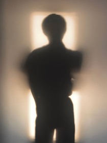 TNT：當(dāng)死神遇上不斷尋死之人