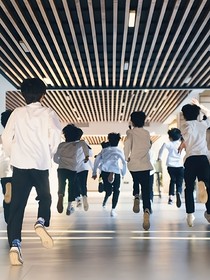 TF家族三代：夢境便利店