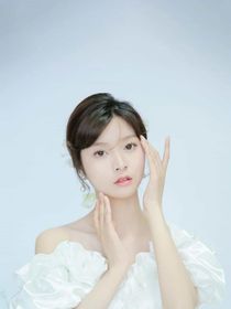 穿成虐文女配后我和女主be了