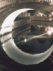 深宫红墙