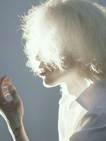 象牙塔里的少年