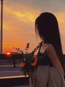 枯萎的花海