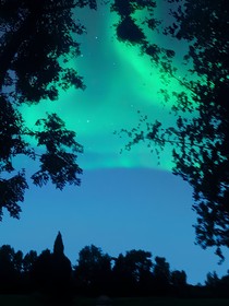 在暗夜中