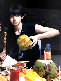 朱志鑫：帅哥不要跑