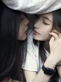 姐姐和她的乖小孩