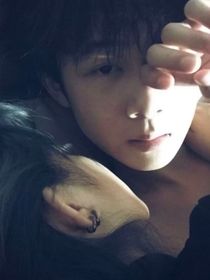 窒息的世界还好有你
