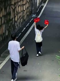 许若爱重扬