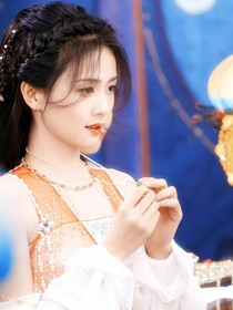 覆月