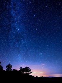 星辰漫漫不及你