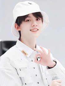 左航：妹妹粘人