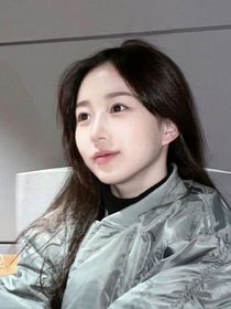 全明星：她是明媚嬌艷本身