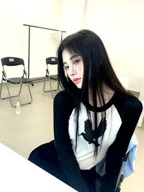 张真源边秋意马嘉祺：秋风不解梧桐意