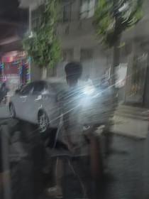 伍七