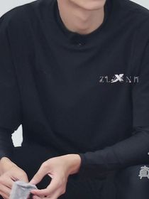 被一群疯子盯上了怎么办？-d742