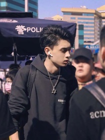 秦霄賢：懸梁一夢(mèng)永初見