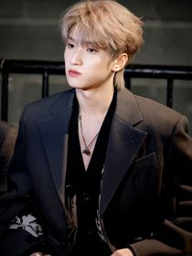 嚴(yán)浩翔：進(jìn)擊的惡毒女配