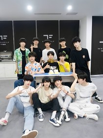 TF家族：团宠妹妹马甲多多