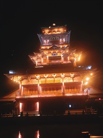 陰陽送葬，摘星樓
