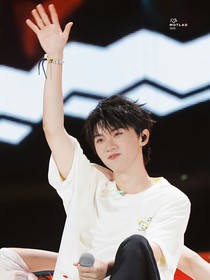 马嘉祺：我先说爱你