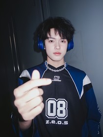 TF家族：天降比竹马