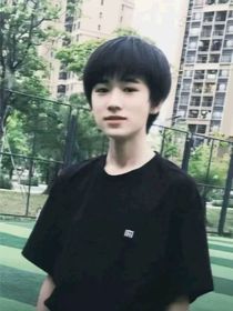 文轩：救命！美人他杀疯了