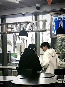 自己惹火自己灭哦