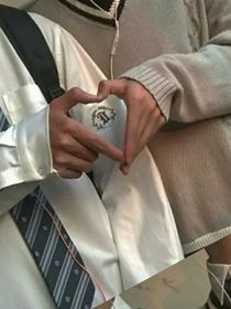 呕吼，他们两个好好磕