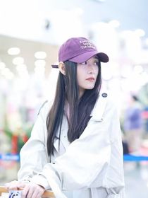 蒋依依和蒋依然现代生活1