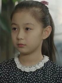 楊怡然趙蘭妮吃炒飯