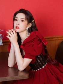 楊怡然孟子義吃西瓜蛋糕