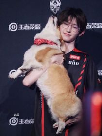 一诺：陪伴是最长情的告白