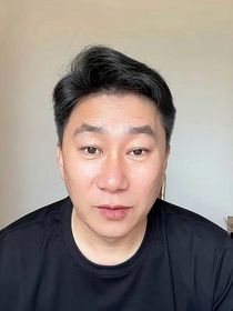 楊怡然皮長山吃漢堡