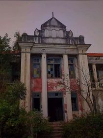 惊悚：校园怪谈