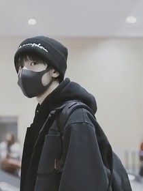 严浩翔：偶像是竹马？！