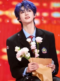 TF家族三代：快穿系統(tǒng)帶飛我