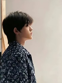 宋亚轩：半空中相拥