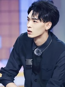 秦霄贤：喂，怎么一上来就骂人？