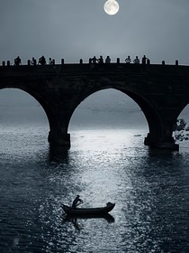 明月照渠桥