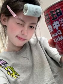 妈妈隔着屏幕的爱