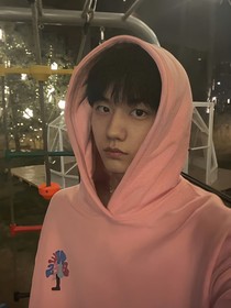 张子墨：离赤道一万光年的距离