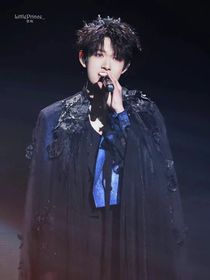 张极：报告王爷，王妃她又又又开挂了