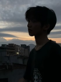 TF家族：黑色收音机