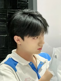 张子墨：浅色调