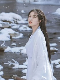 少年白马醉春风：瑶歌若风