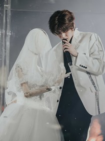 蔡徐坤：九百九十九封情书